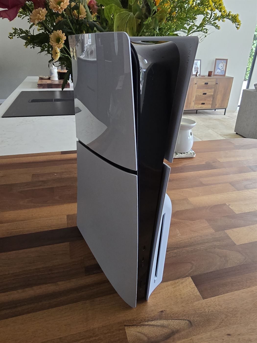 PlayStation 5 Slim Disc Edition, angled view